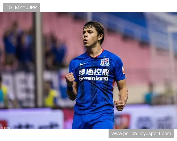 布罗亚在乱战中抢点捅射破门